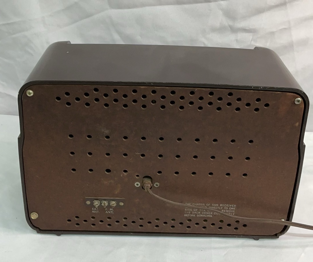 Vintage Crosley and Musaphonic Radios - image 5 of 11