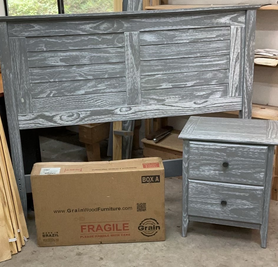 Full Bedframe And Two NIghtstands. - image 1 of 8