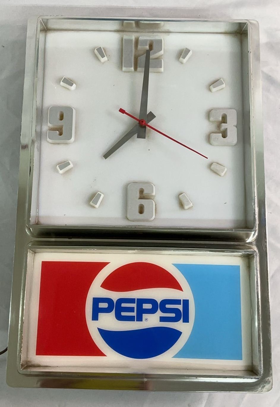 Vintage Pepsi Clocks - image 5 of 13