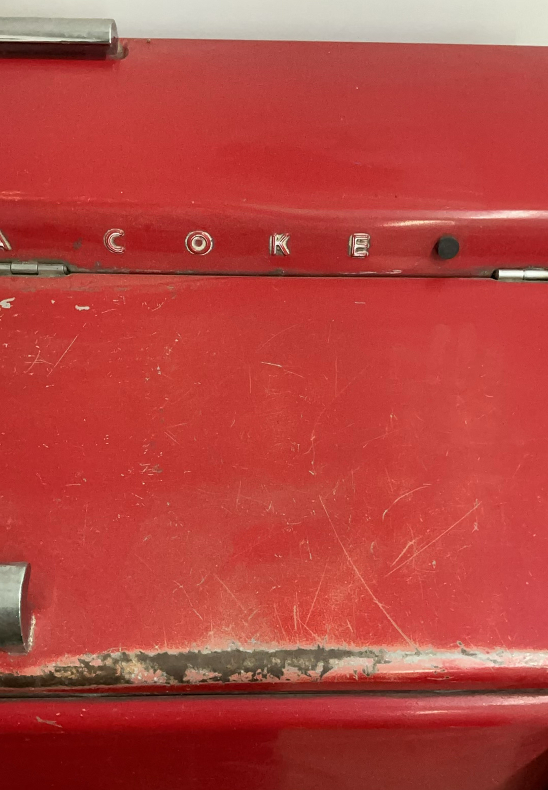 Vintage Coca-Cola Refrigerated Soda Machine - image 6 of 9
