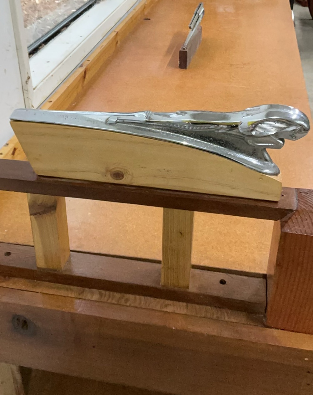 Home Built Work Bench With Cool Auto Accents - image 4 of 7