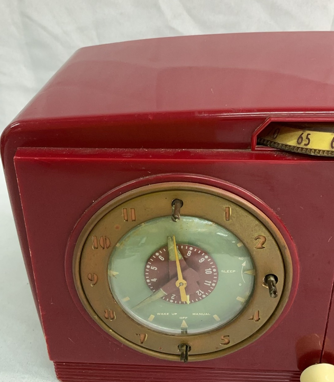 Vintage Industrial Dazor Gooseneck Lamp And  GE Radio - image 6 of 10