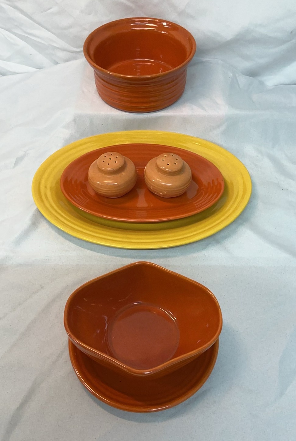 Bauer Ceramics in autumnal colors - image 1 of 11