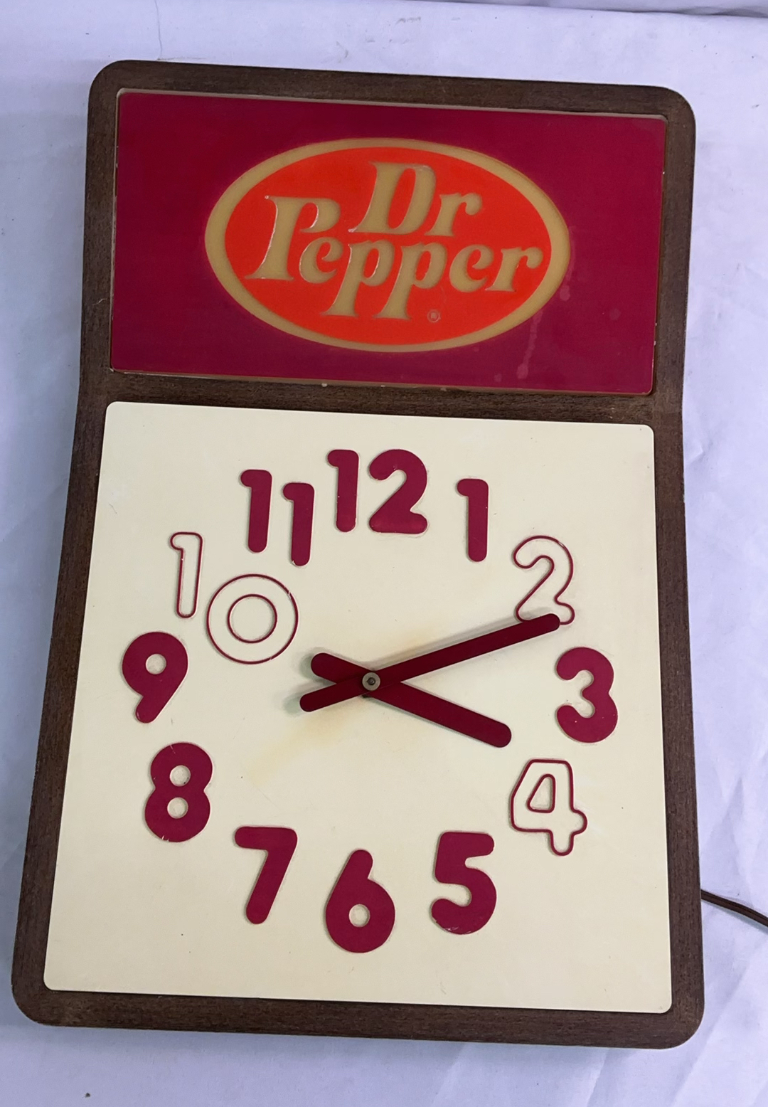 Vintage 7-up And Dr. Pepper Clocks - image 6 of 7