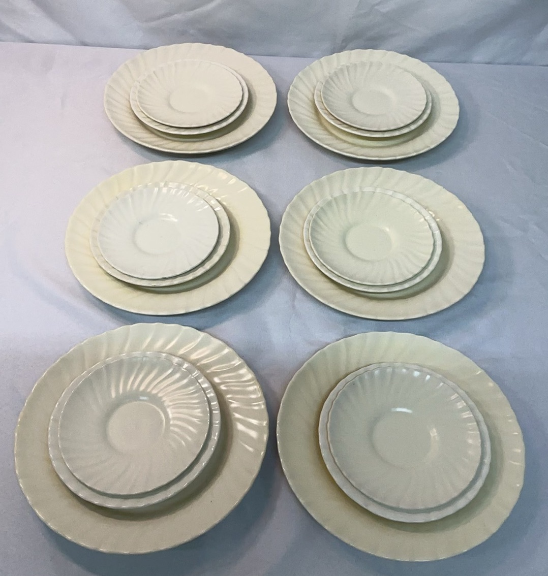 Franciscan Coronado Ceramics Off White - image 1 of 8