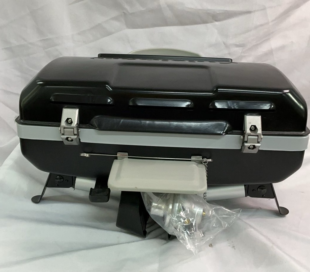 Cuisinart Portable LP Gas Grill CGG-180T, NEW - image 4 of 5