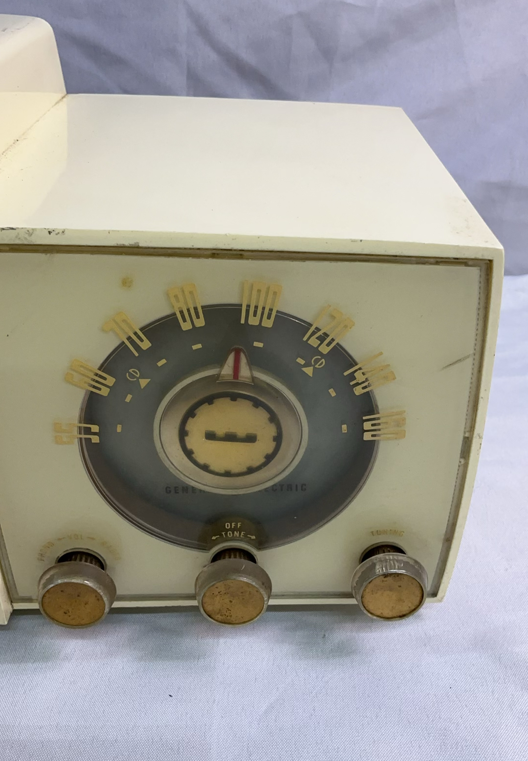 Vintage Crosley and Musaphonic Radios - image 8 of 11
