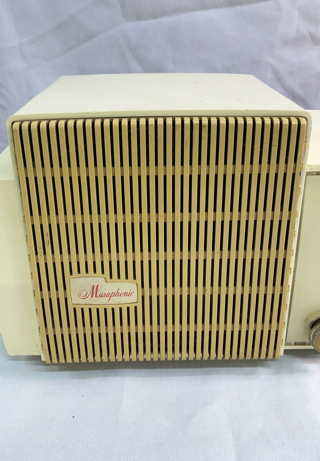 Vintage Crosley and Musaphonic Radios - image 9 of 11