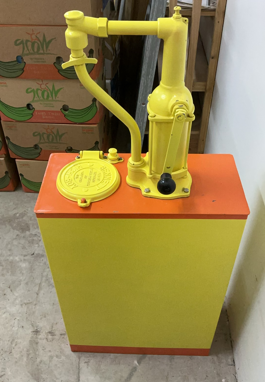 Restored Vintage Motor Oil Pump - image 2 of 6