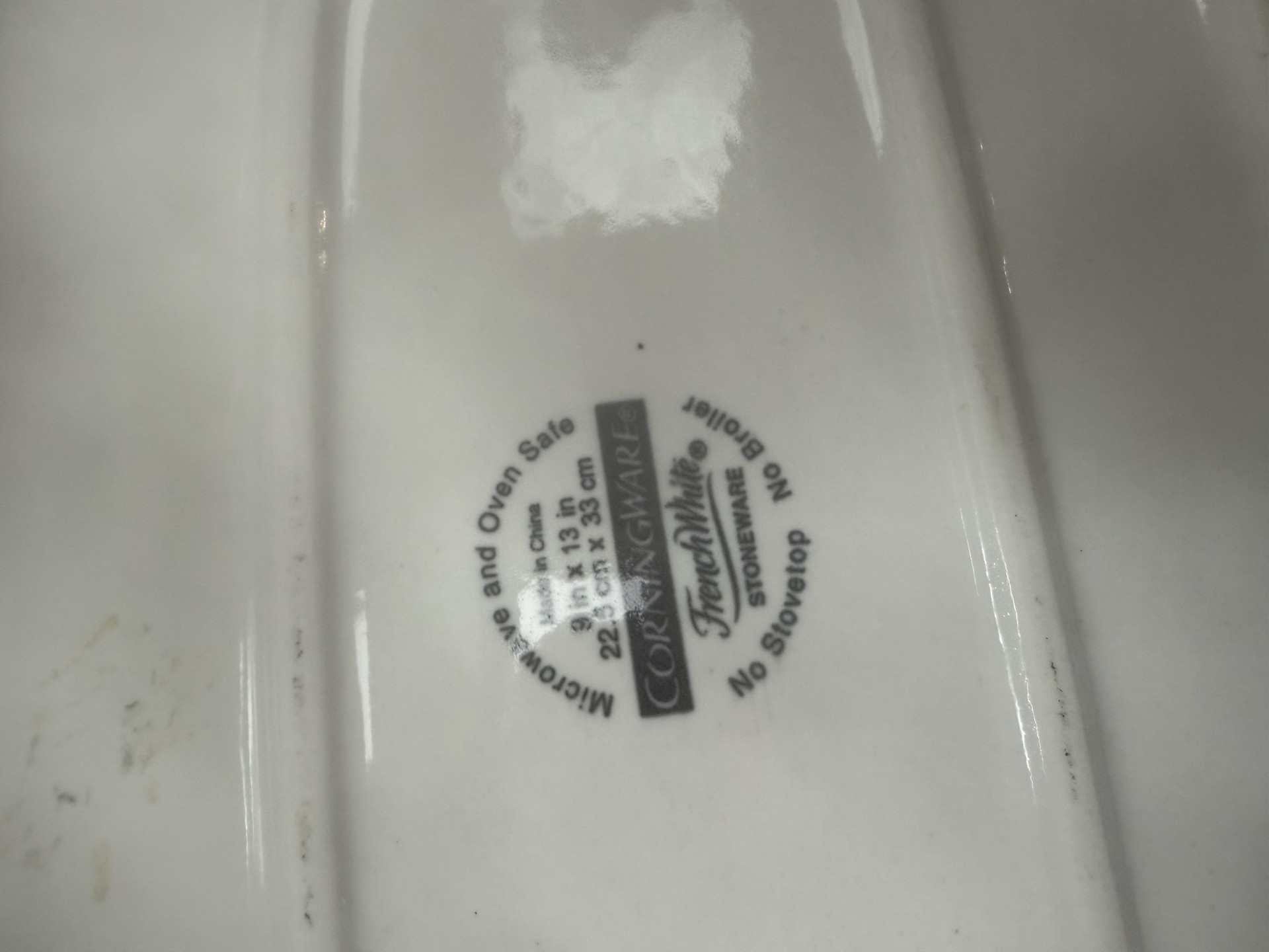 White rectangular ceramic bakeware (two dishes) - image 4 of 5