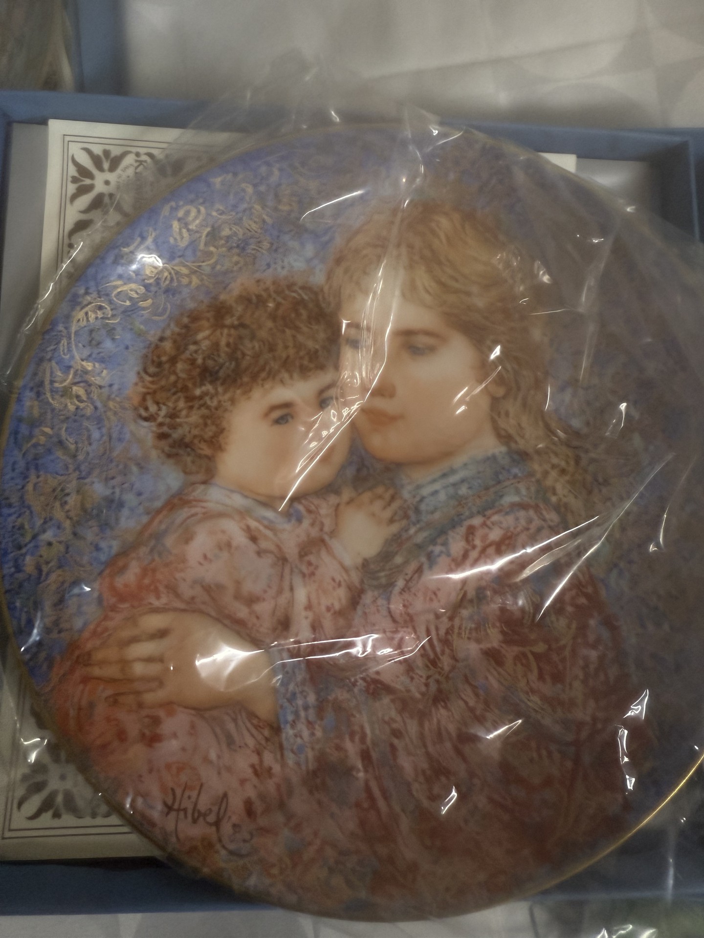 Edna Hibel Mother's Day Plates by Knowles China - image 5 of 22