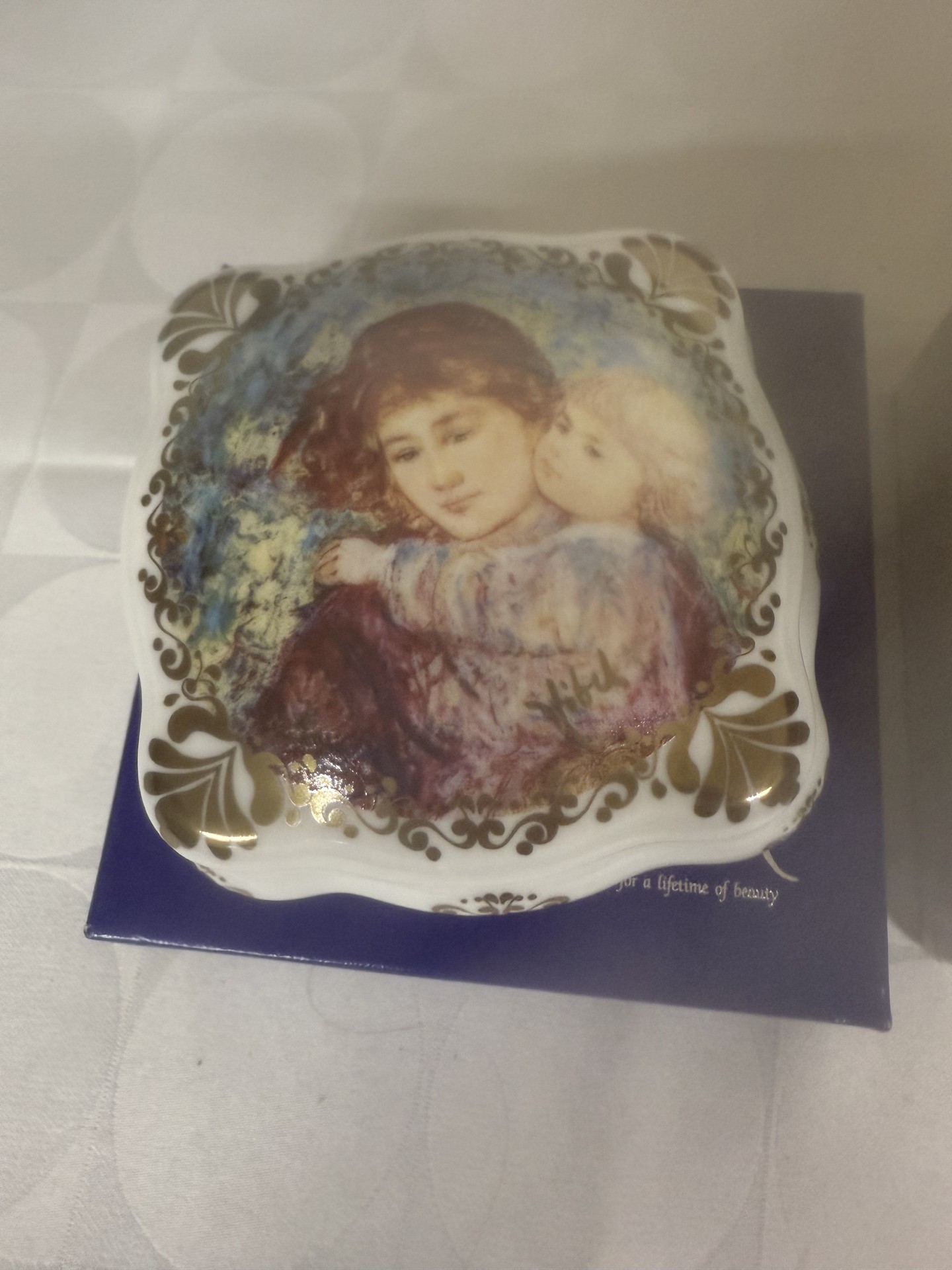 Edna Hibel Reminiscence Limoges Collector Box Set - image 4 of 10
