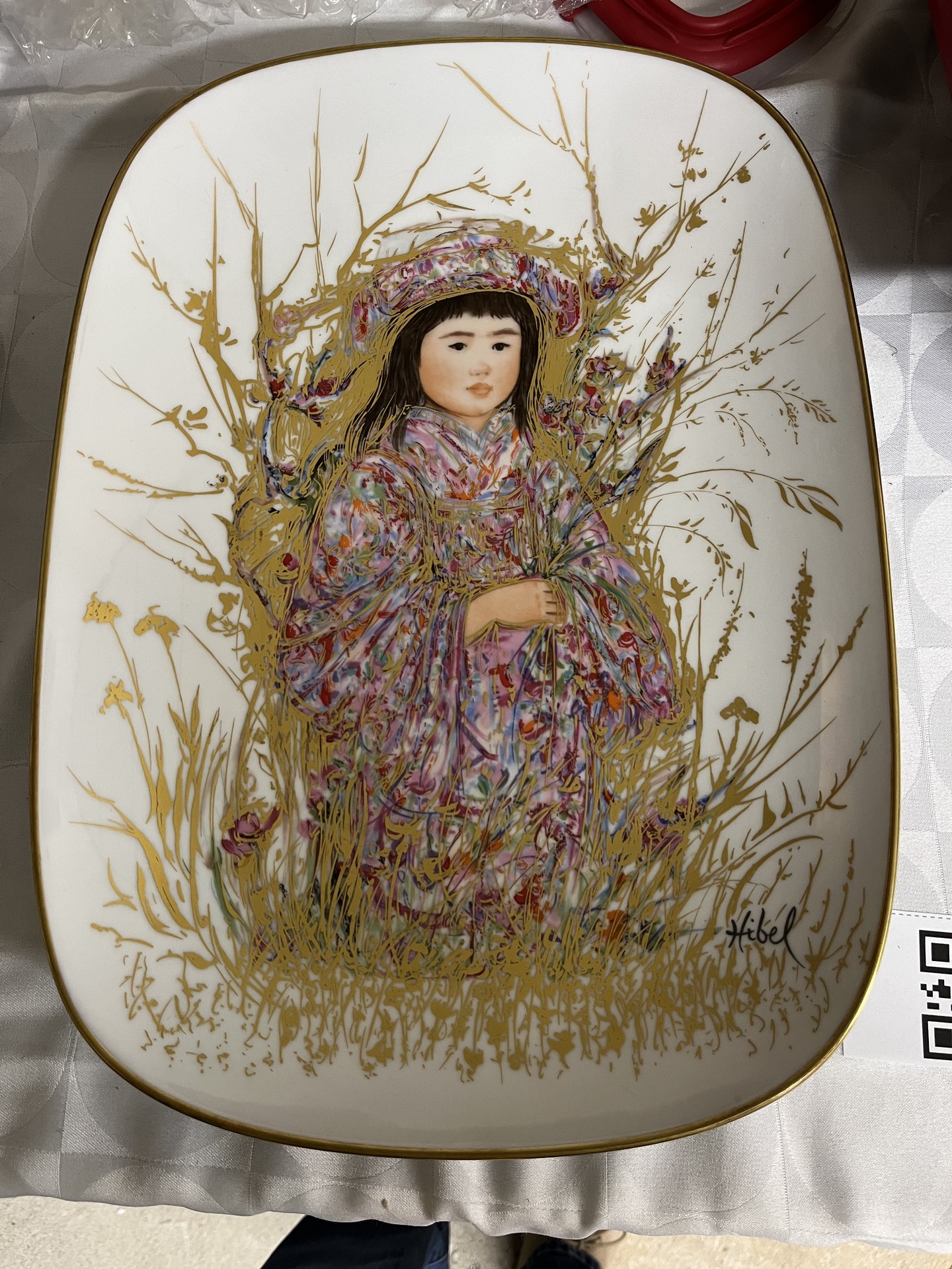 Hibel Arte Oval Decorative Plate - image 1 of 3