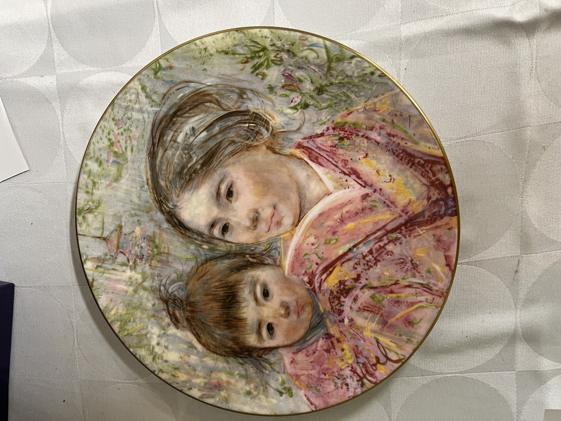 Hibel Mother and Child Plates (Set of 4) by Royal Doulton - image 5 of 9
