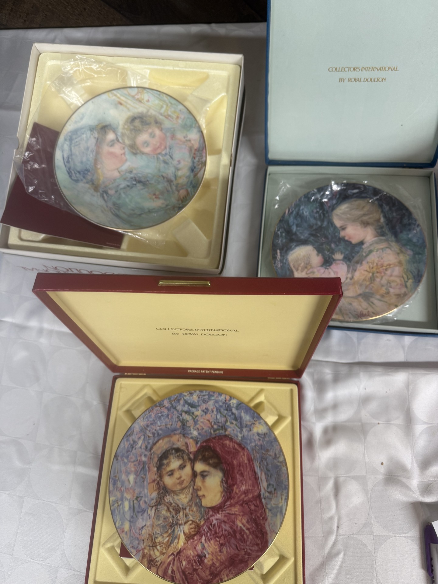 Edna Hibel Kristina and Child; Lucia and Child porcelain plates for Royal Doulton - image 1 of 8