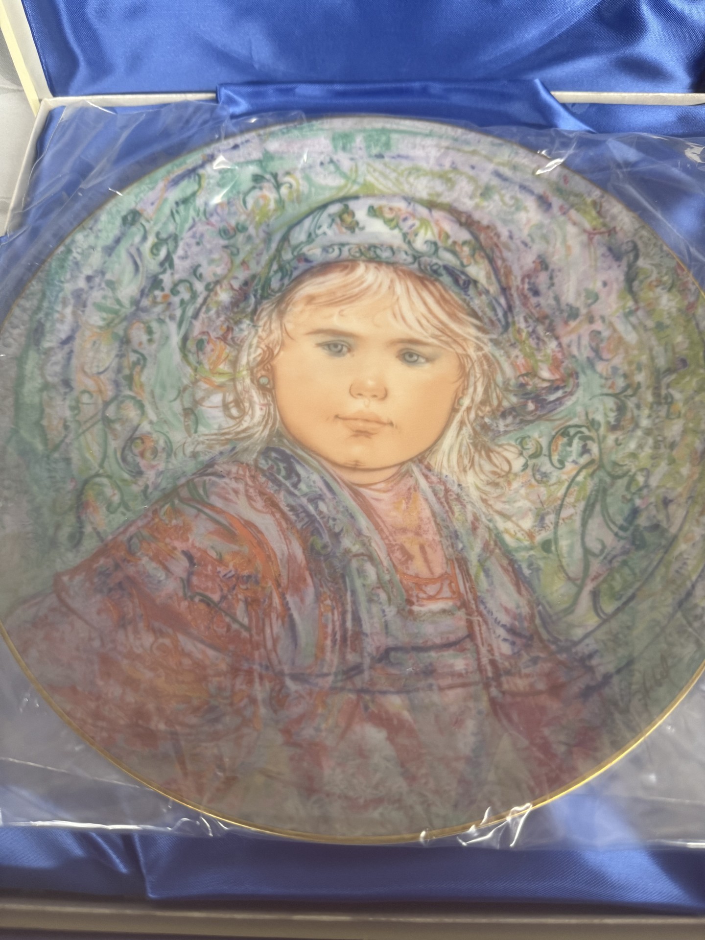 Set of 4 Edna Hibel Nobility of Children Collector Plates - image 2 of 18