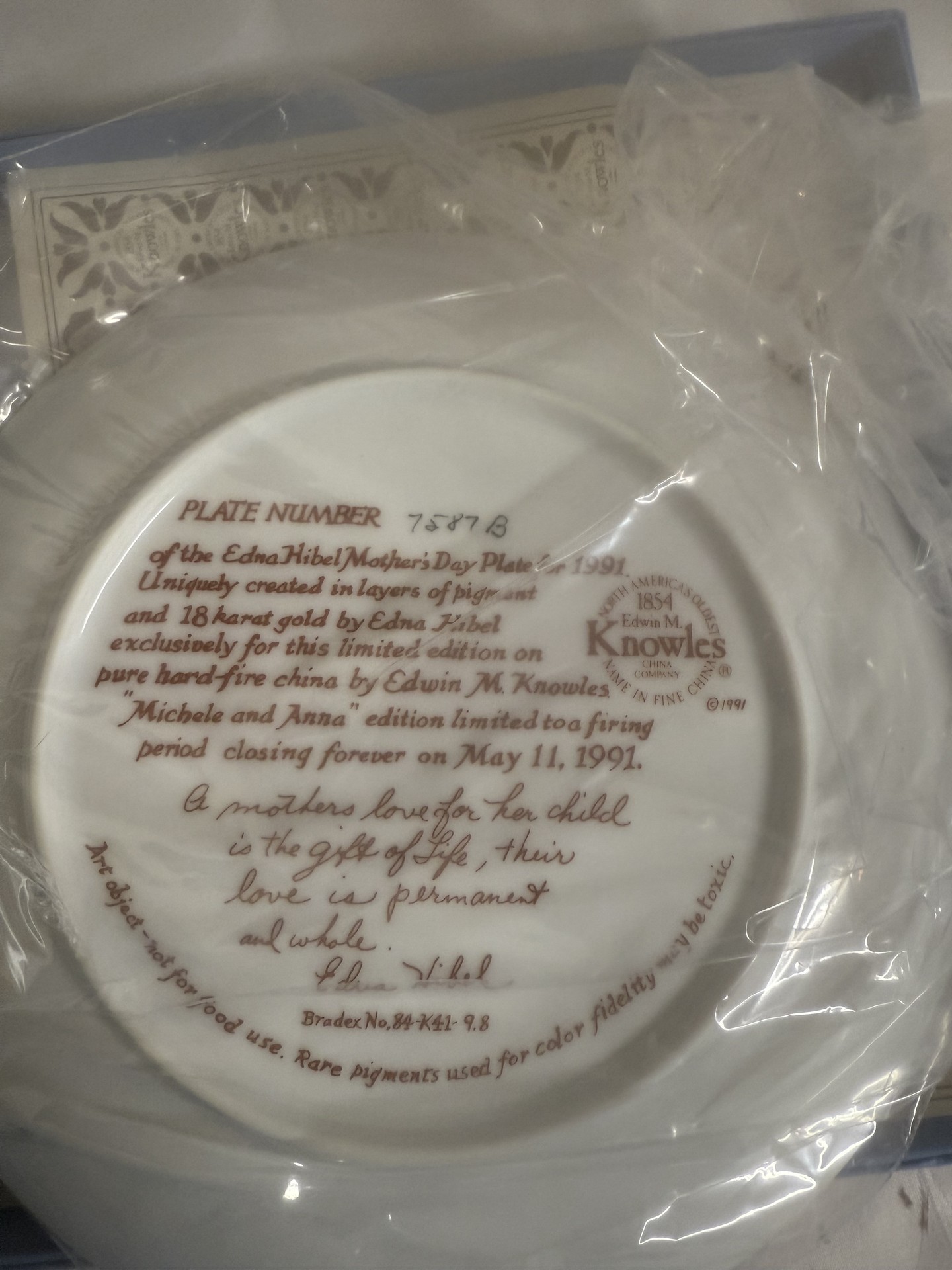 Edna Hibel Mother's Day Plates by Knowles China - image 15 of 22
