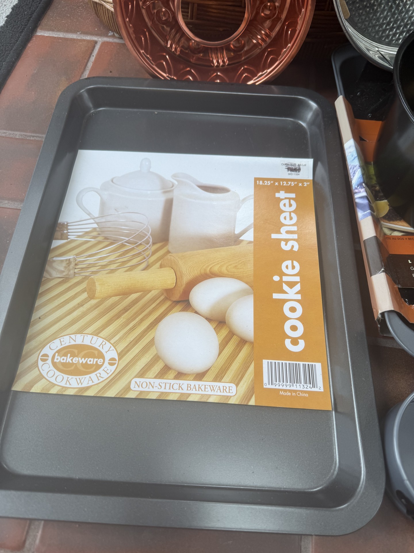 Bakeware set: cookie sheet, tube pan, round pans, and broiler pan - image 2 of 8