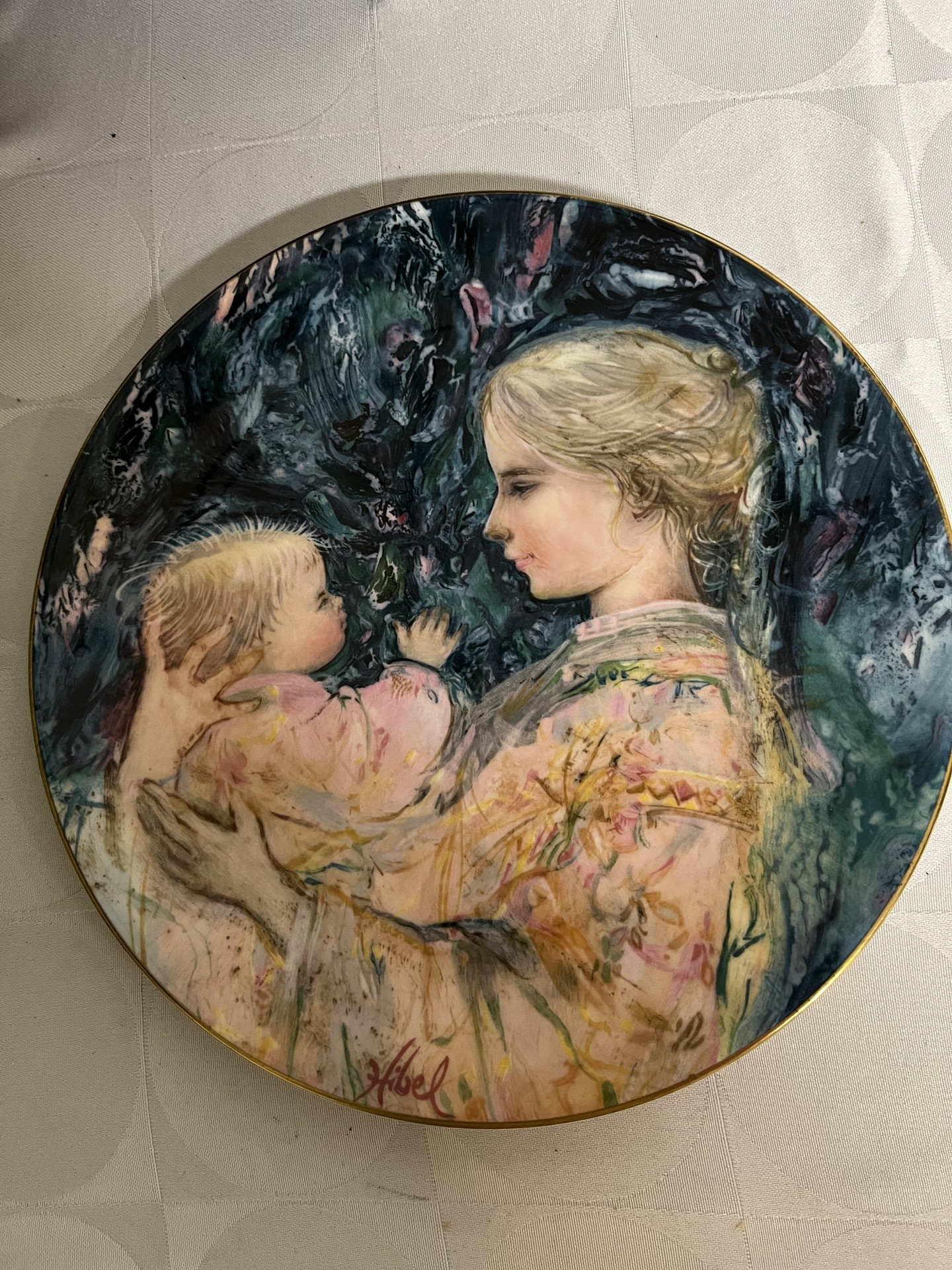 Edna Hibel Marilyn and Child; Kathleen and Child Royal Doulton plates - image 1 of 9