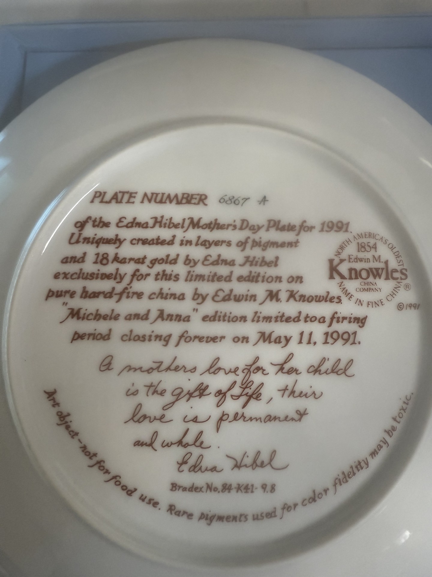 Edna Hibel Mother's Day Plates Collection (1984–1991) - image 12 of 14