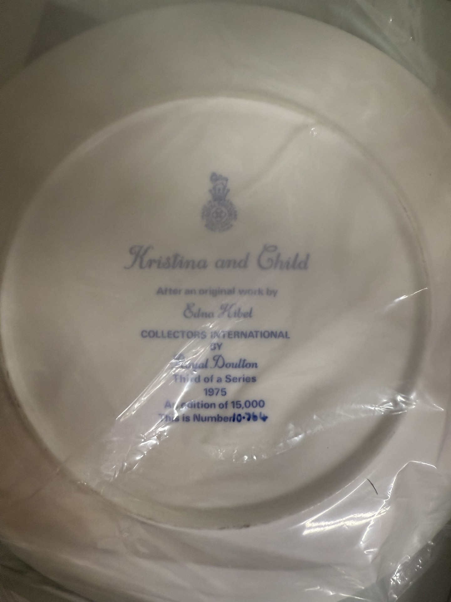 Edna Hibel Kristina and Child; Lucia and Child porcelain plates for Royal Doulton - image 7 of 8