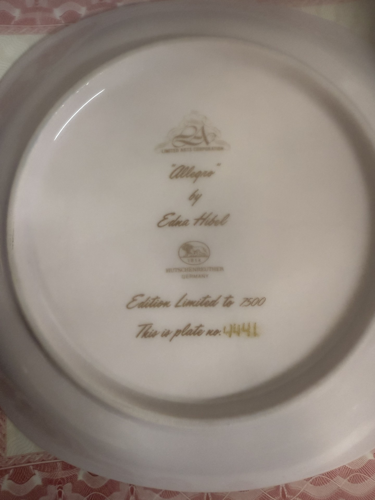 Hibel Allegro Ensemble Porcelain Plate Set with Certificate - image 4 of 6