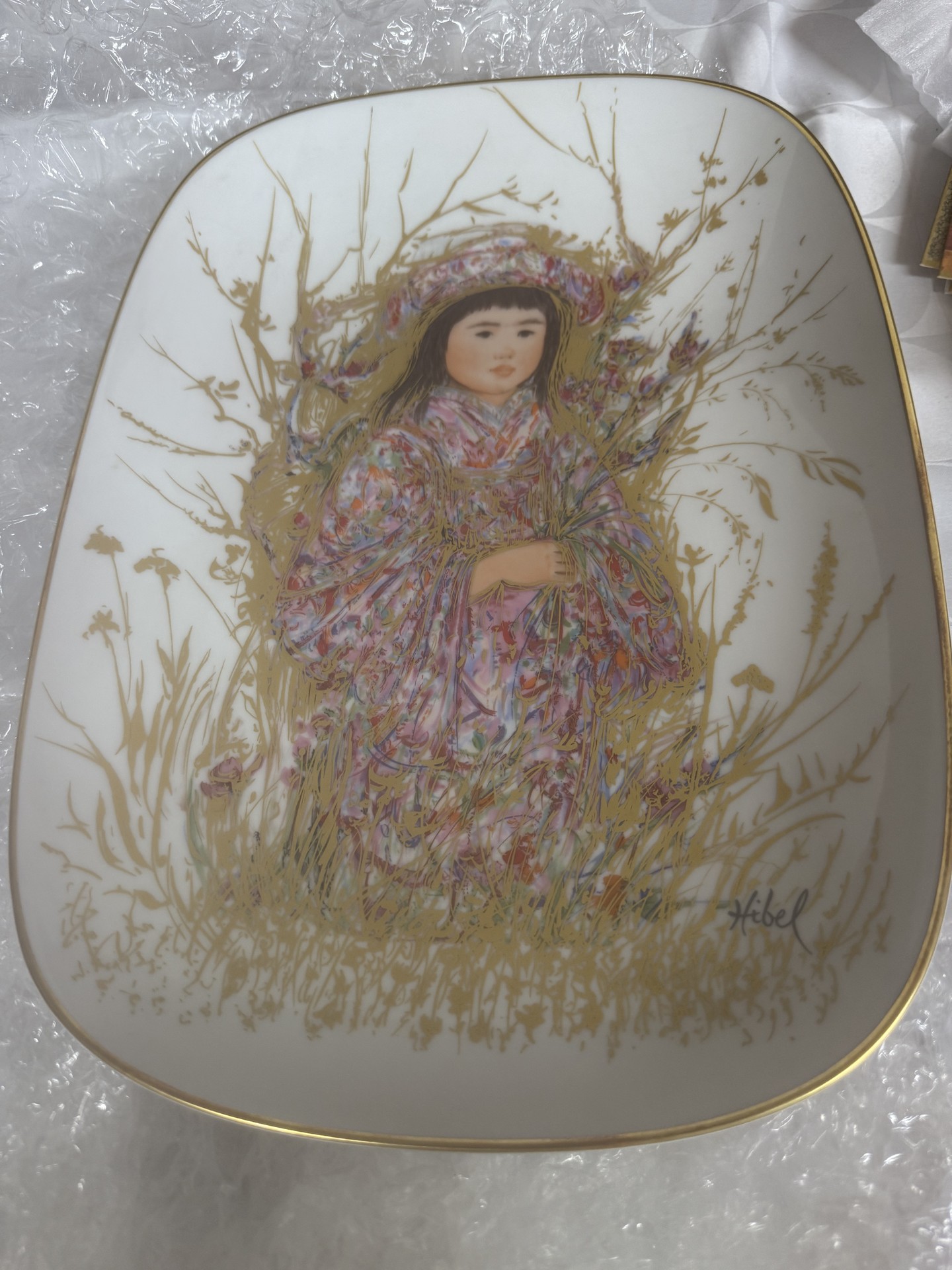 Takara Arte Ovale Edna Hibel Limited Edition oval porcelain dish - image 1 of 4