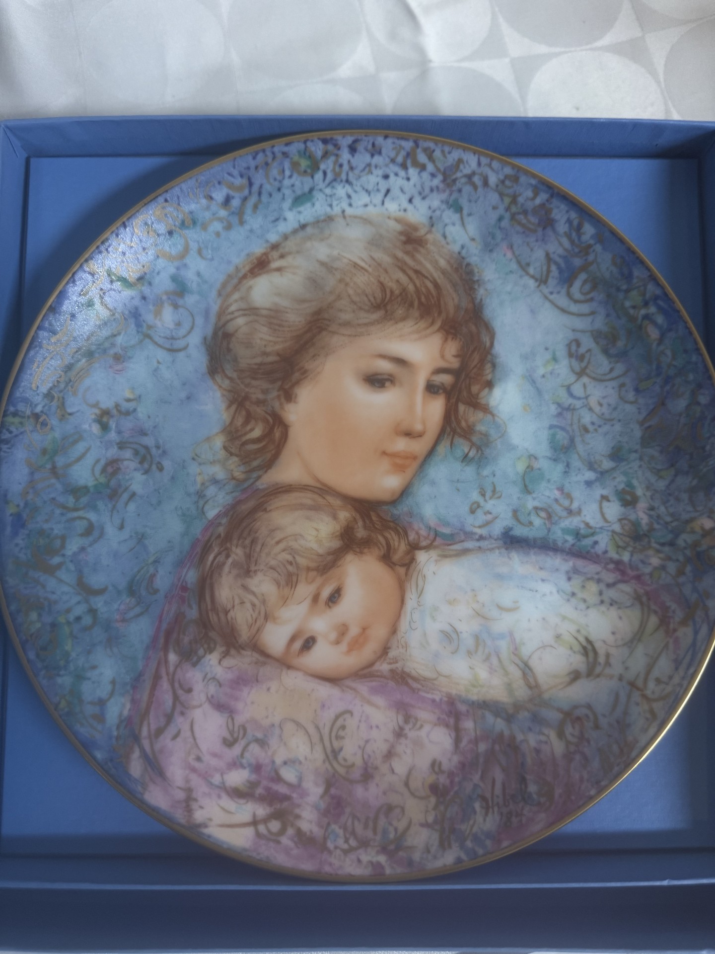 Edna Hibel Mother's Day Plate Collection (Limited Editions) - image 11 of 14