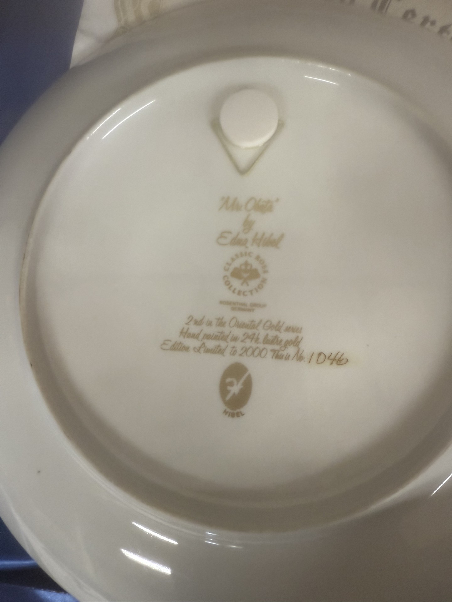 Edna Hibel Oriental Gold Edition decorative plates (set of four) - image 12 of 14