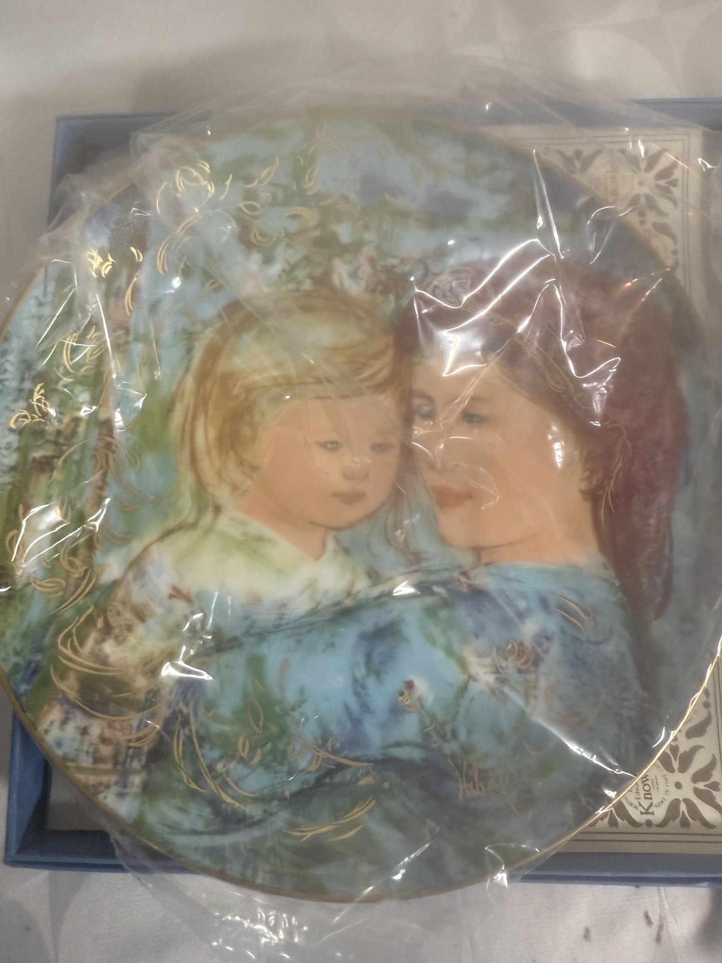 Edna Hibel Mother's Day Plates by Knowles China - image 14 of 22