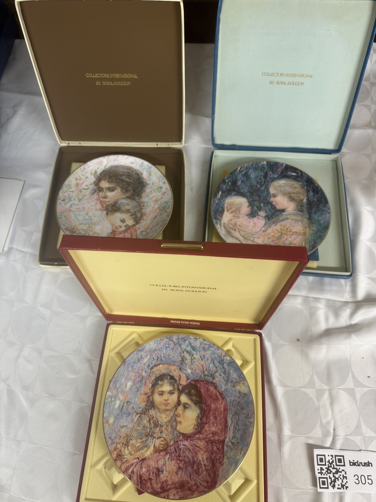 Edna Hibel Lucia and Child, Kristina and Child, and Marilyn and Child Collector Plates - image 1 of 7