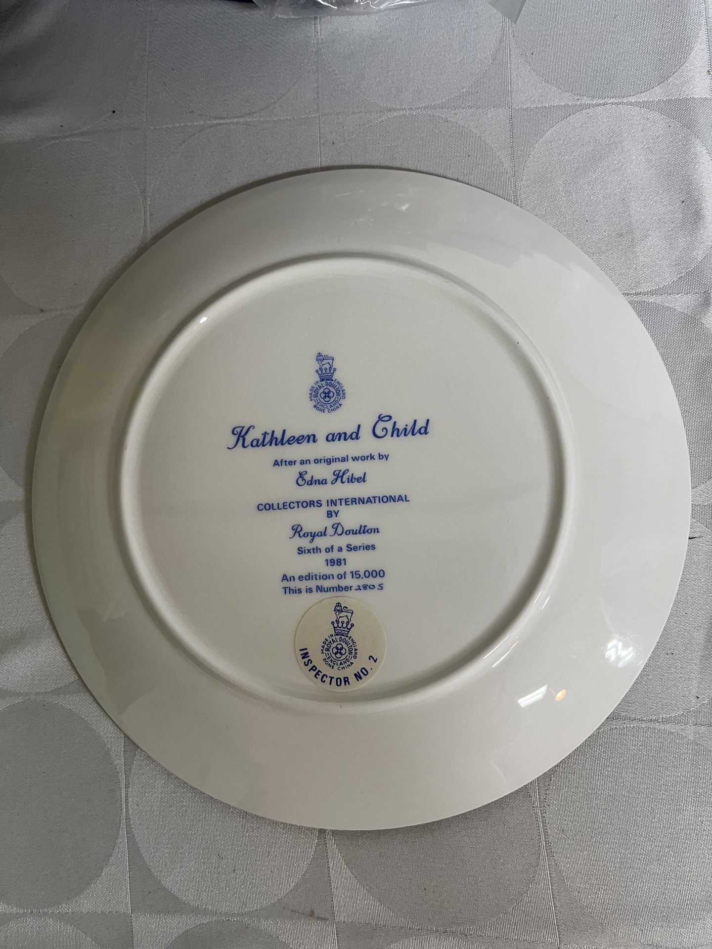 Edna Hibel Marilyn and Child; Kathleen and Child Royal Doulton plates - image 8 of 9