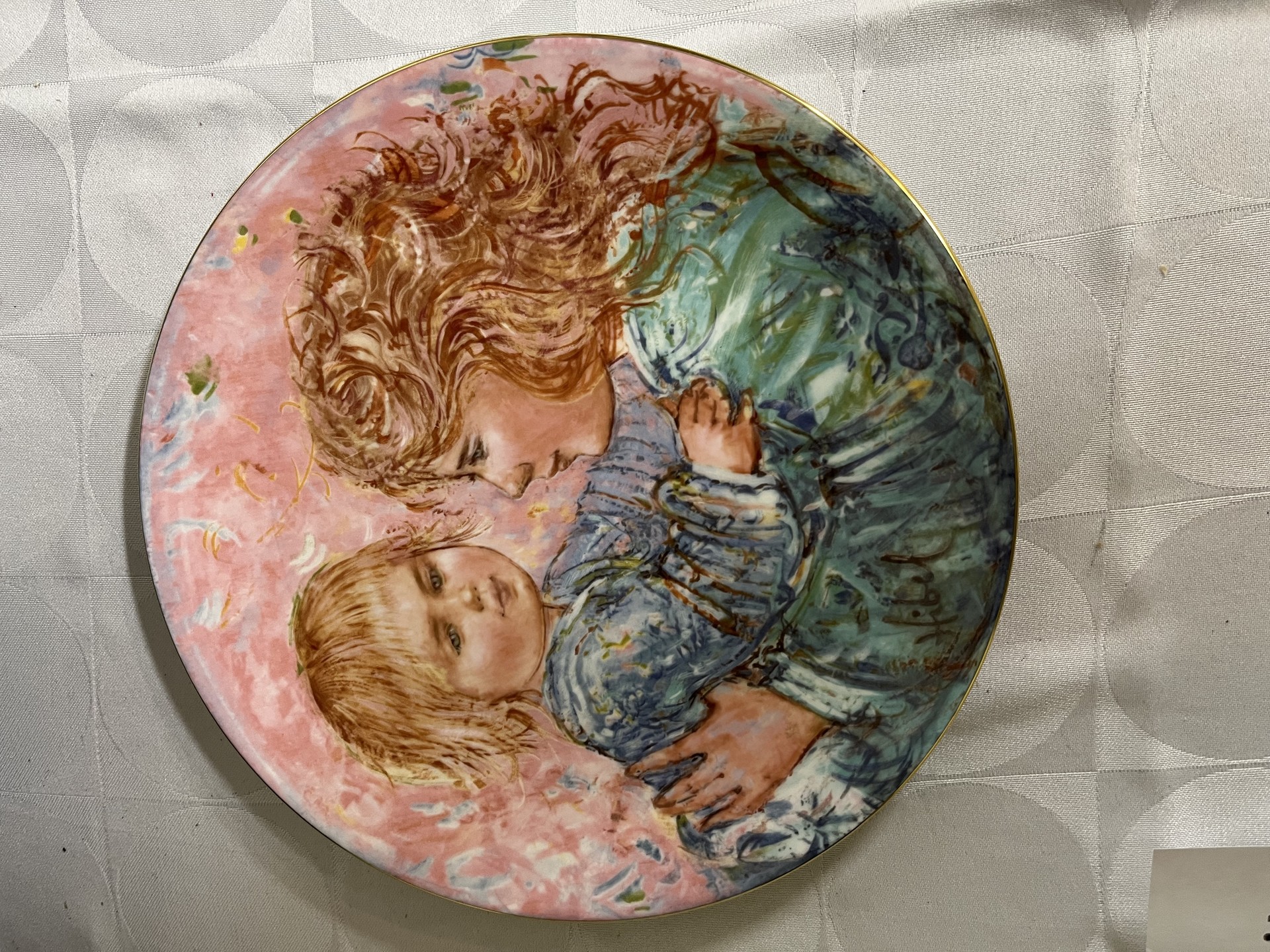 Hibel Mother and Child Plates (Set of 4) by Royal Doulton - image 7 of 9