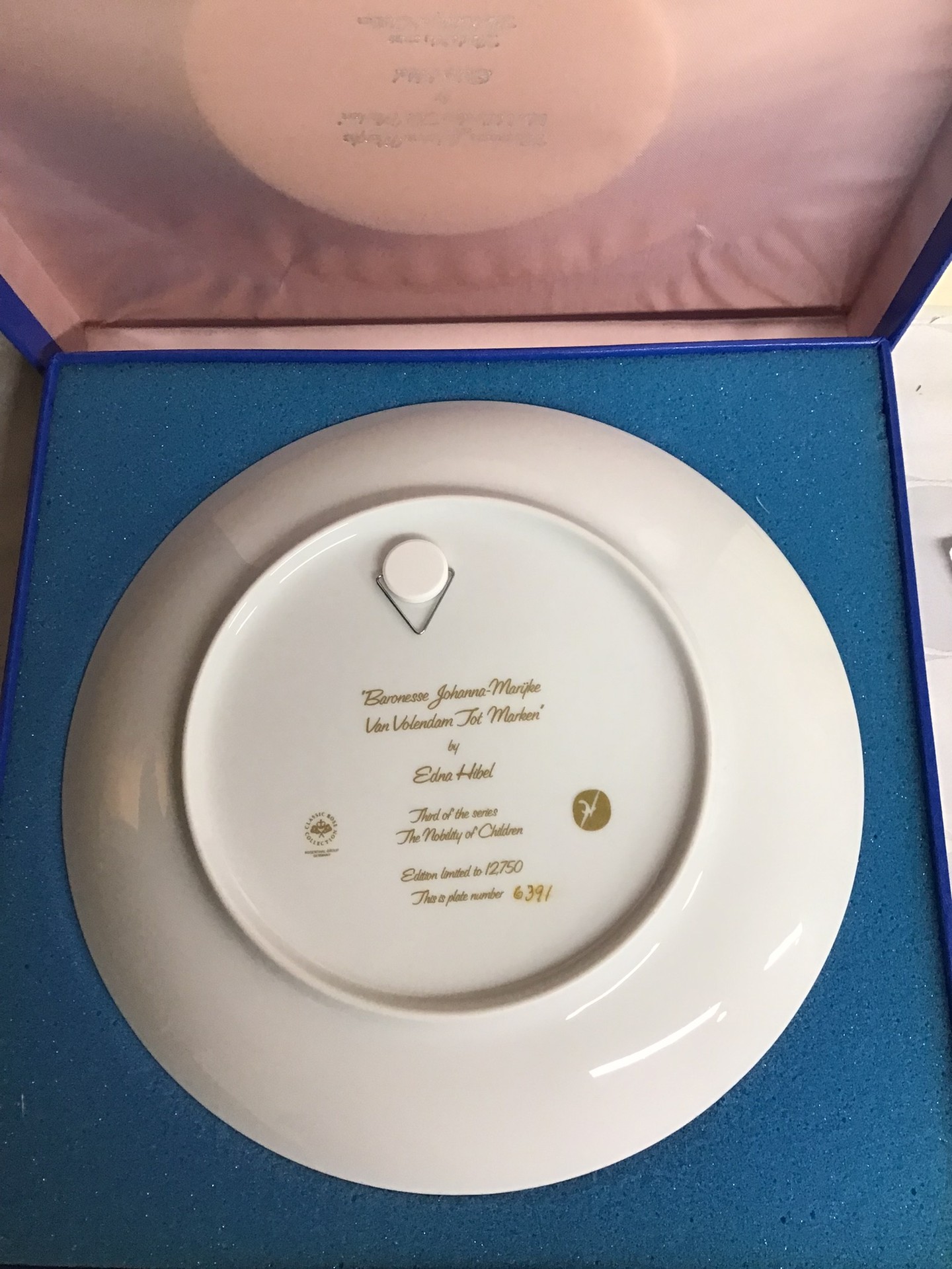Edna Hibel The Nobility of Children Collector Plates - image 10 of 11