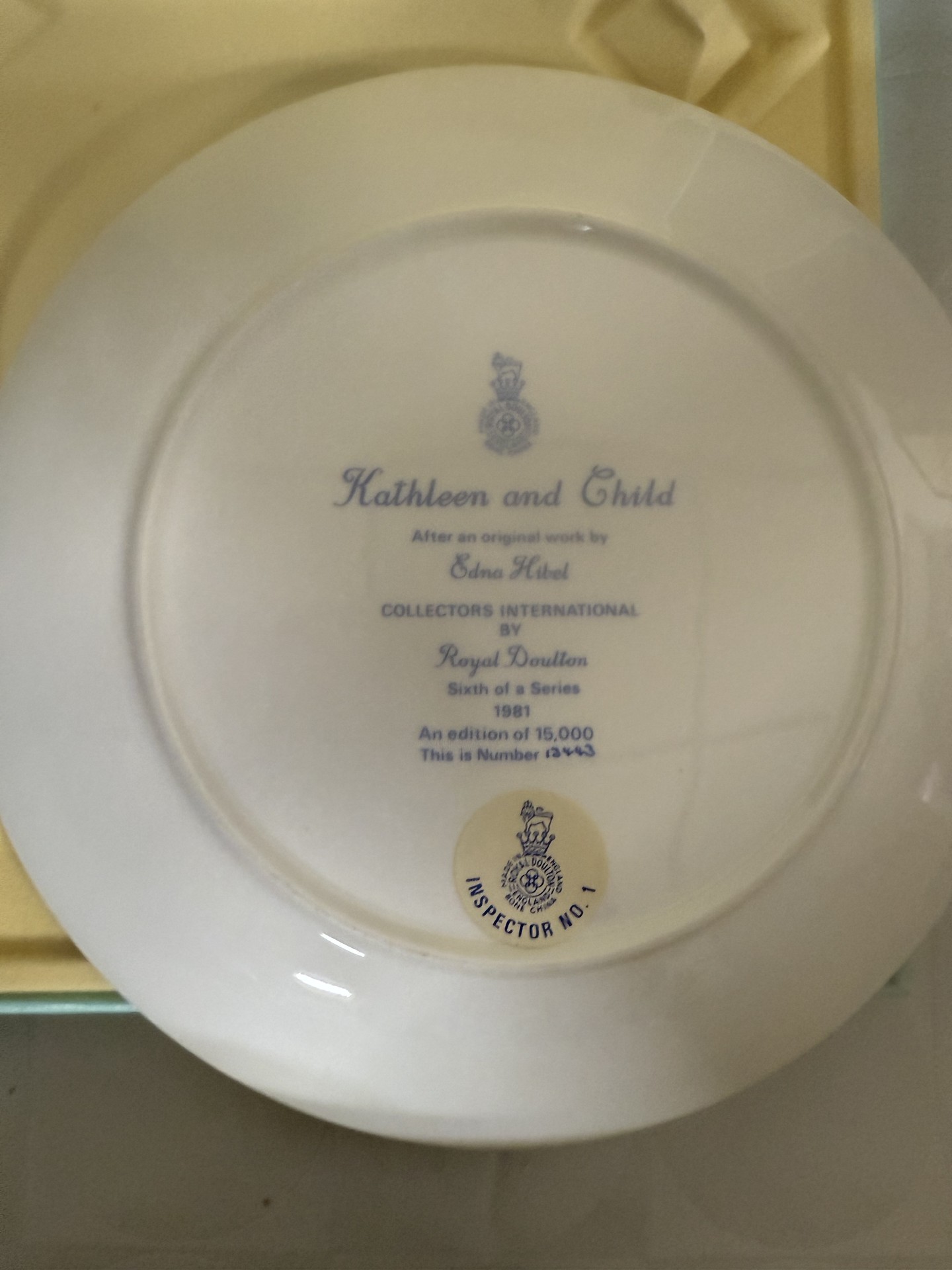 Royal Doulton Collectors International 'X and Child' mother‑and‑child porcelain plates - image 1 of 12