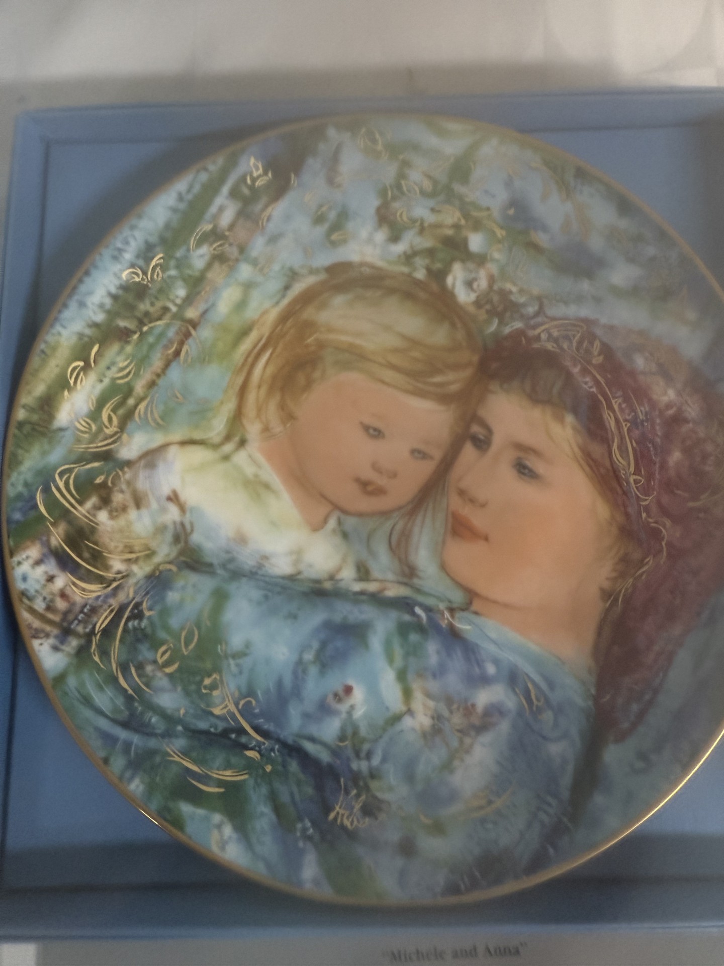 Edna Hibel Mother's Day Plates Collection (1984–1991) - image 11 of 14