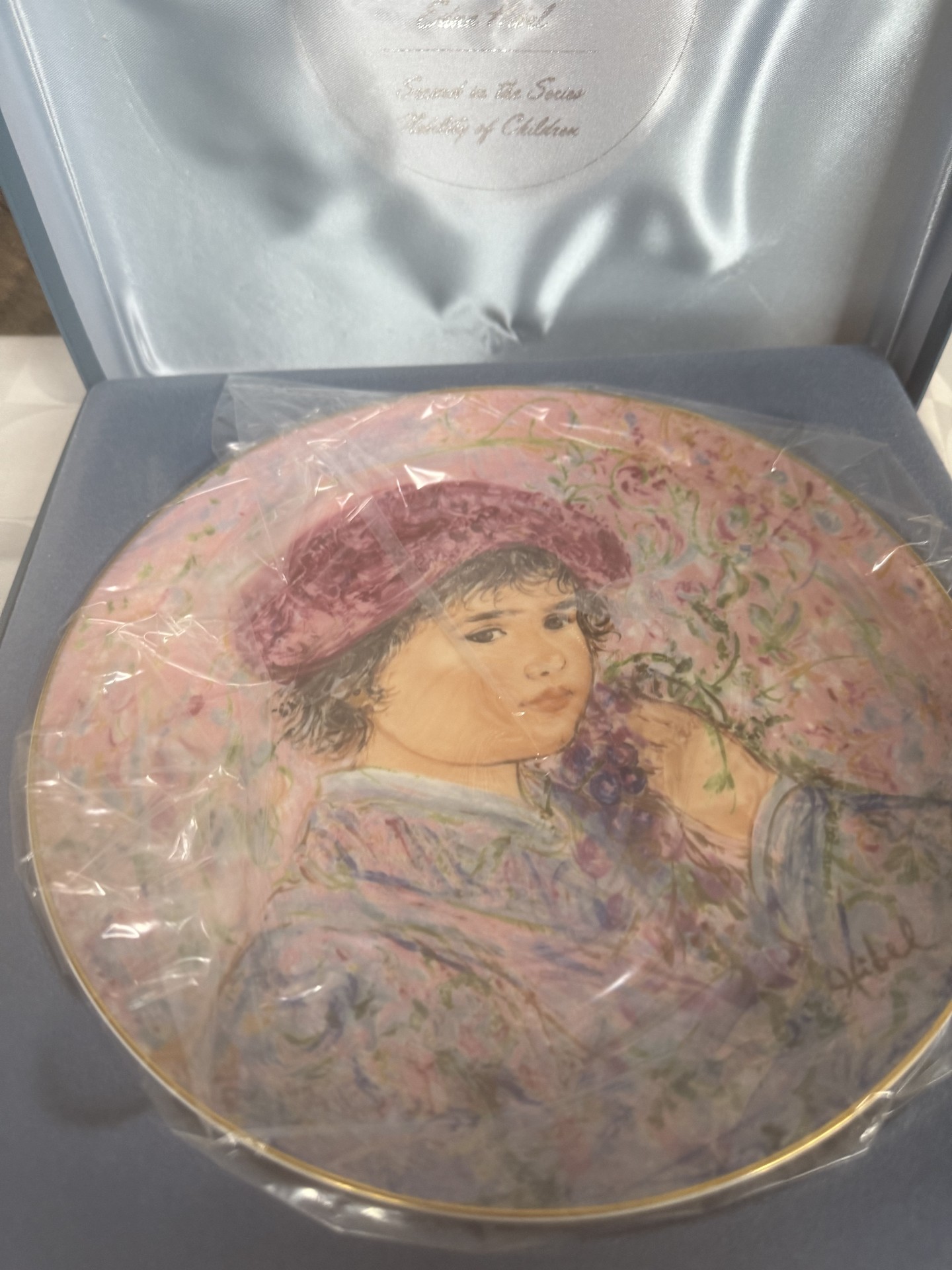 Set of 4 Edna Hibel Nobility of Children Collector Plates - image 6 of 18