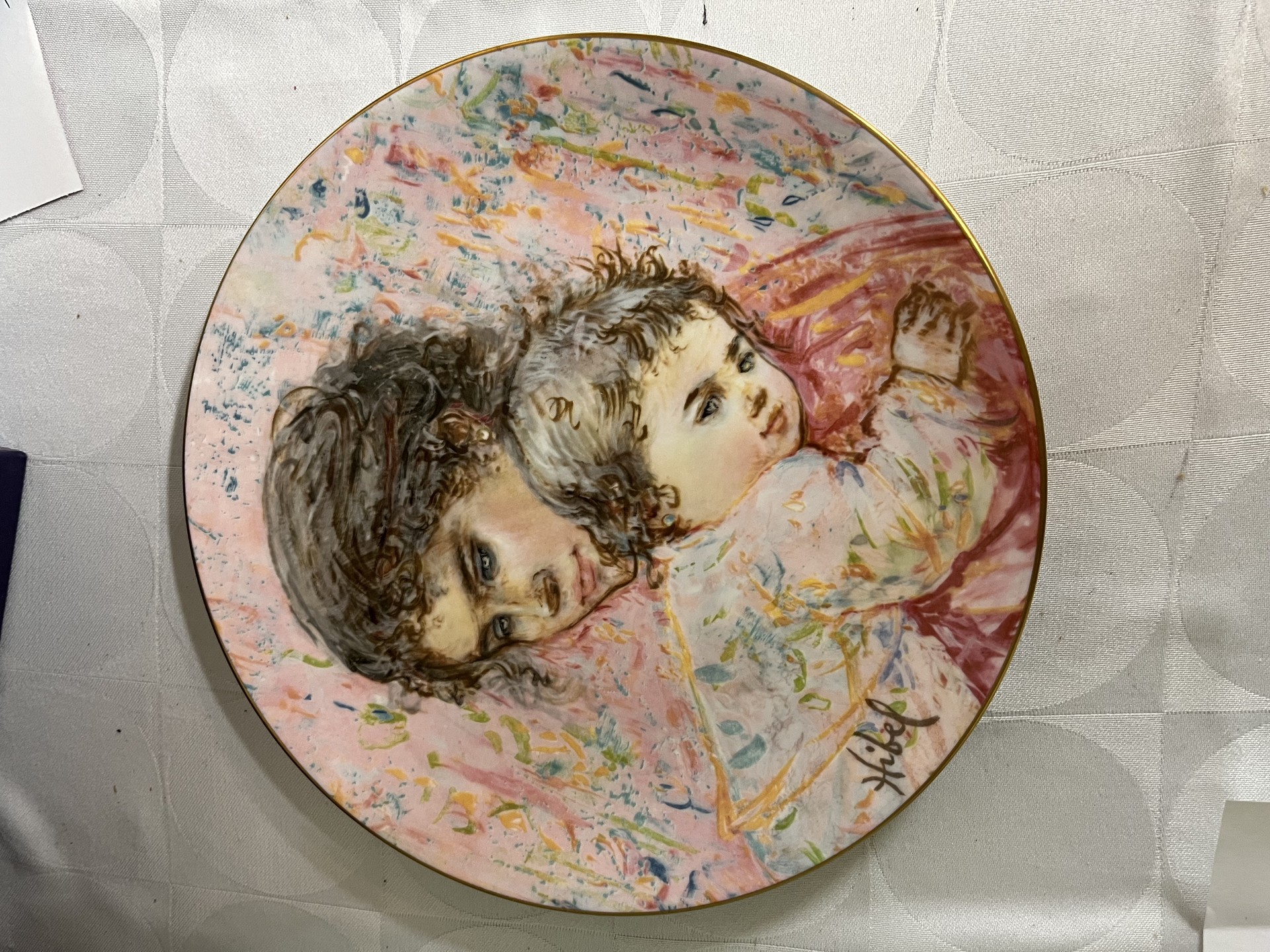 Hibel Mother and Child Plates (Set of 4) by Royal Doulton - image 3 of 9