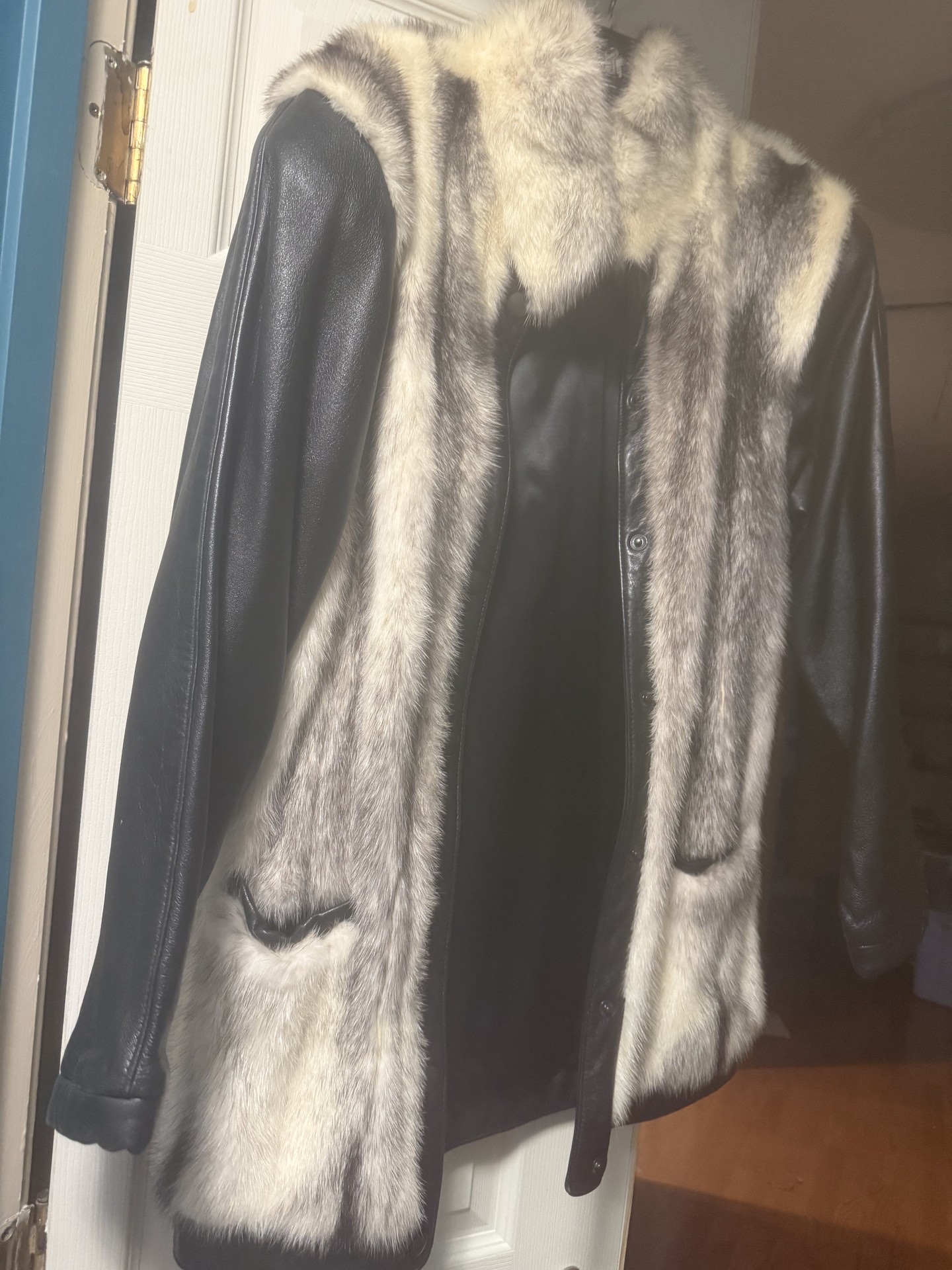 Fur-trimmed leather coat - image 3 of 6