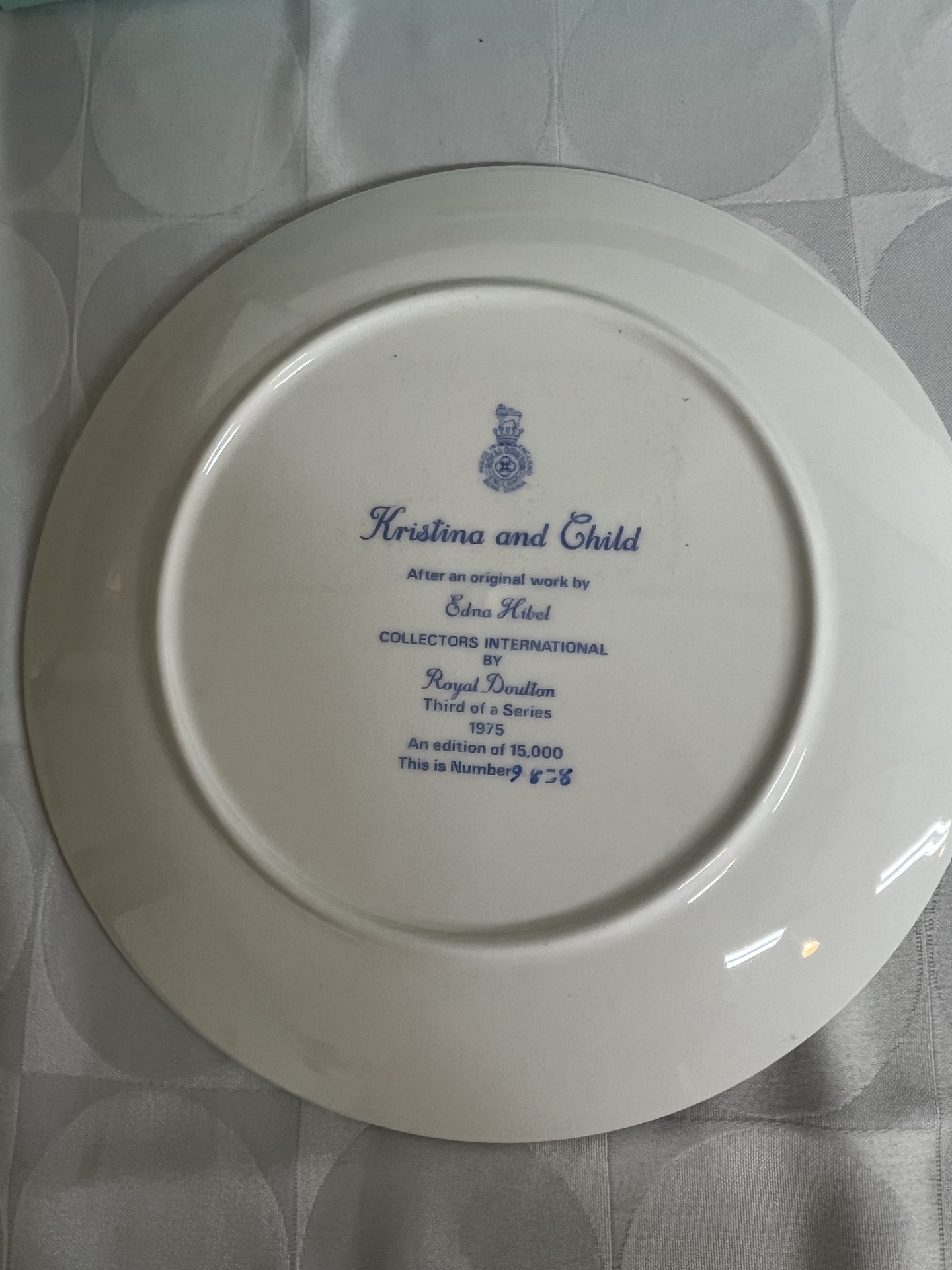 Edna Hibel Royal Doulton Mother and Child collectible plate set - image 5 of 8