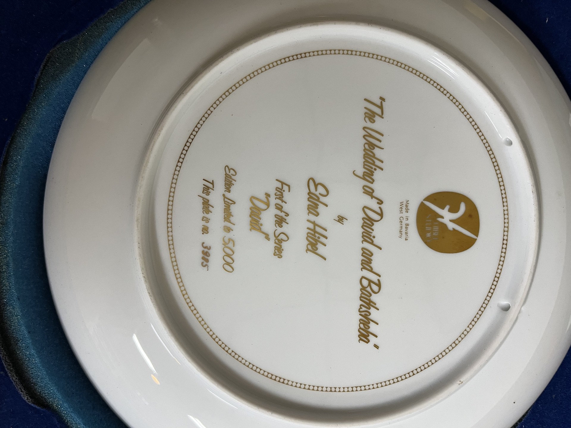 David and Bathsheba Wedding decorative plate by Hibel - image 2 of 3