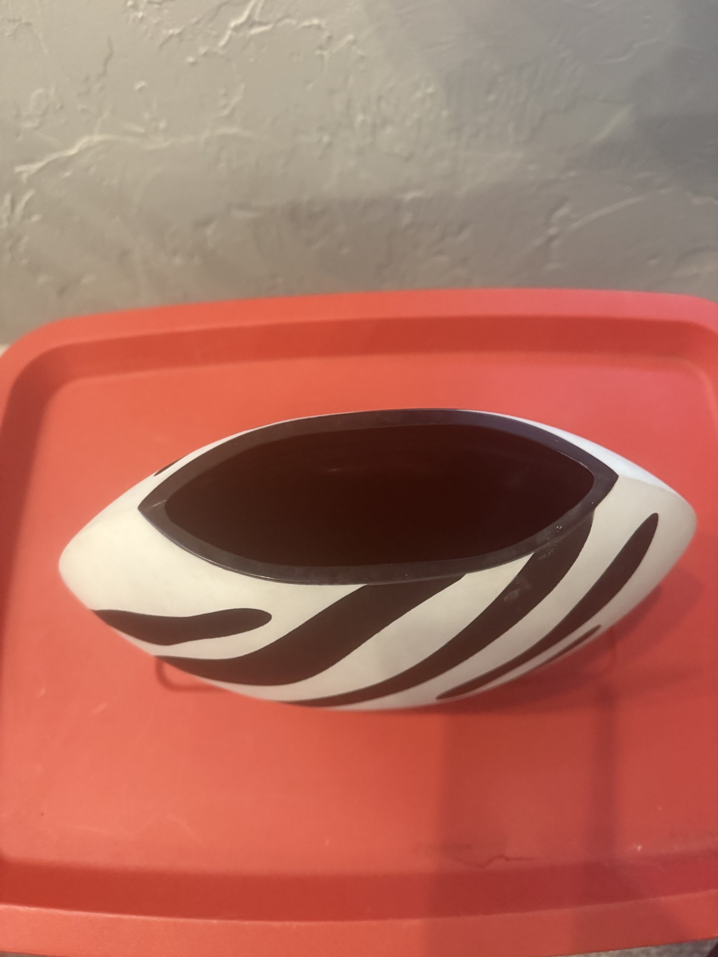 Tall black ribbed vase and white zebra-patterned vase - image 2 of 3