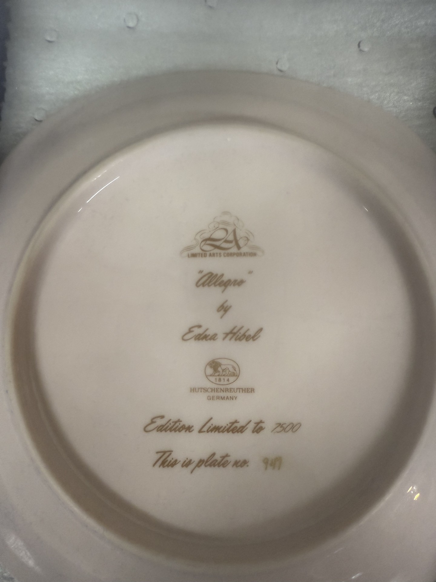 Hibel Porcelain Plate Collection with Diana and Greece tributes - image 3 of 21