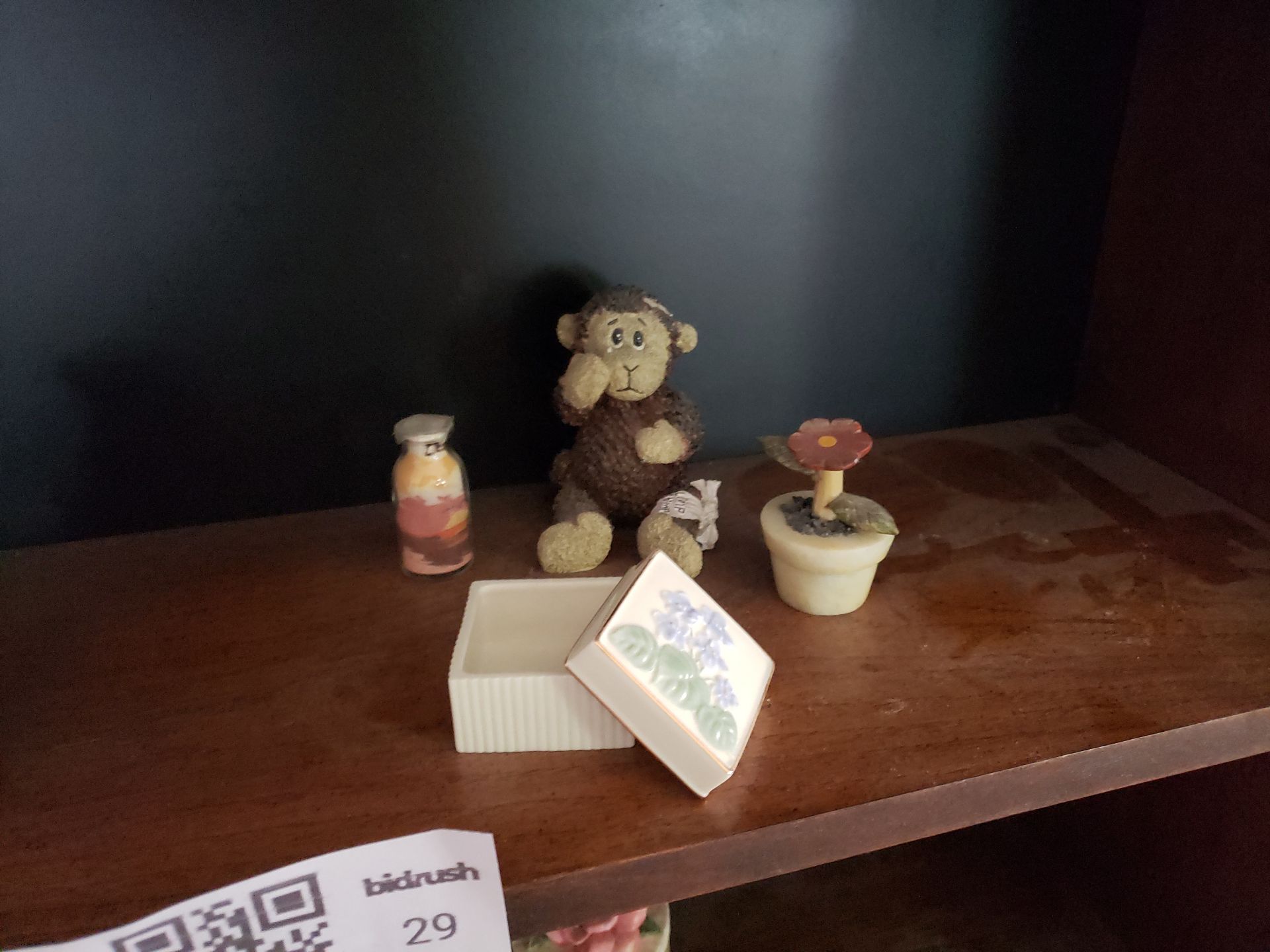 Assorted Decorative Figurines and Trinket Boxes - image 3 of 3