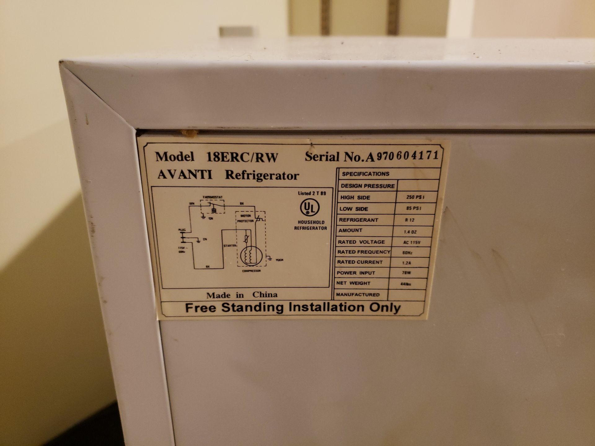 Avanti Compact Refrigerator - image 4 of 4