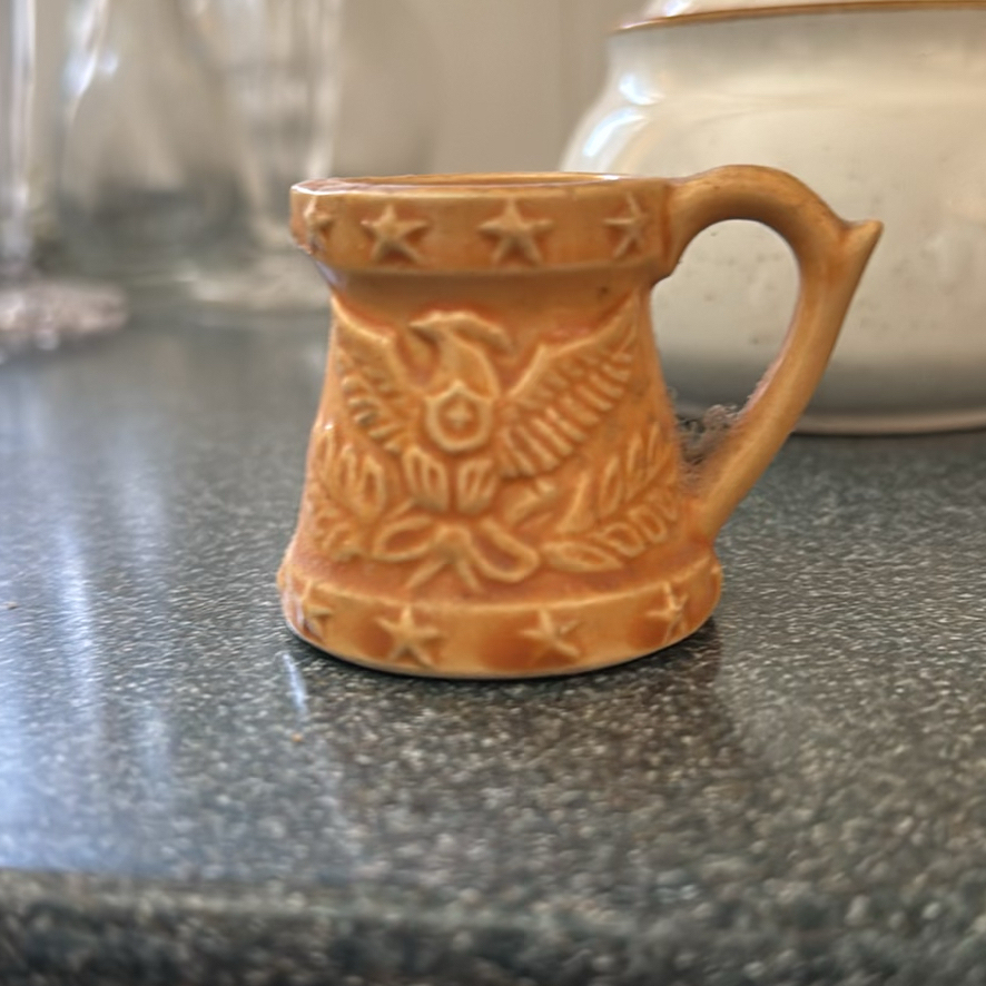 Assorted Ceramic Kitchenware and Tabletop Pieces - image 5 of 6