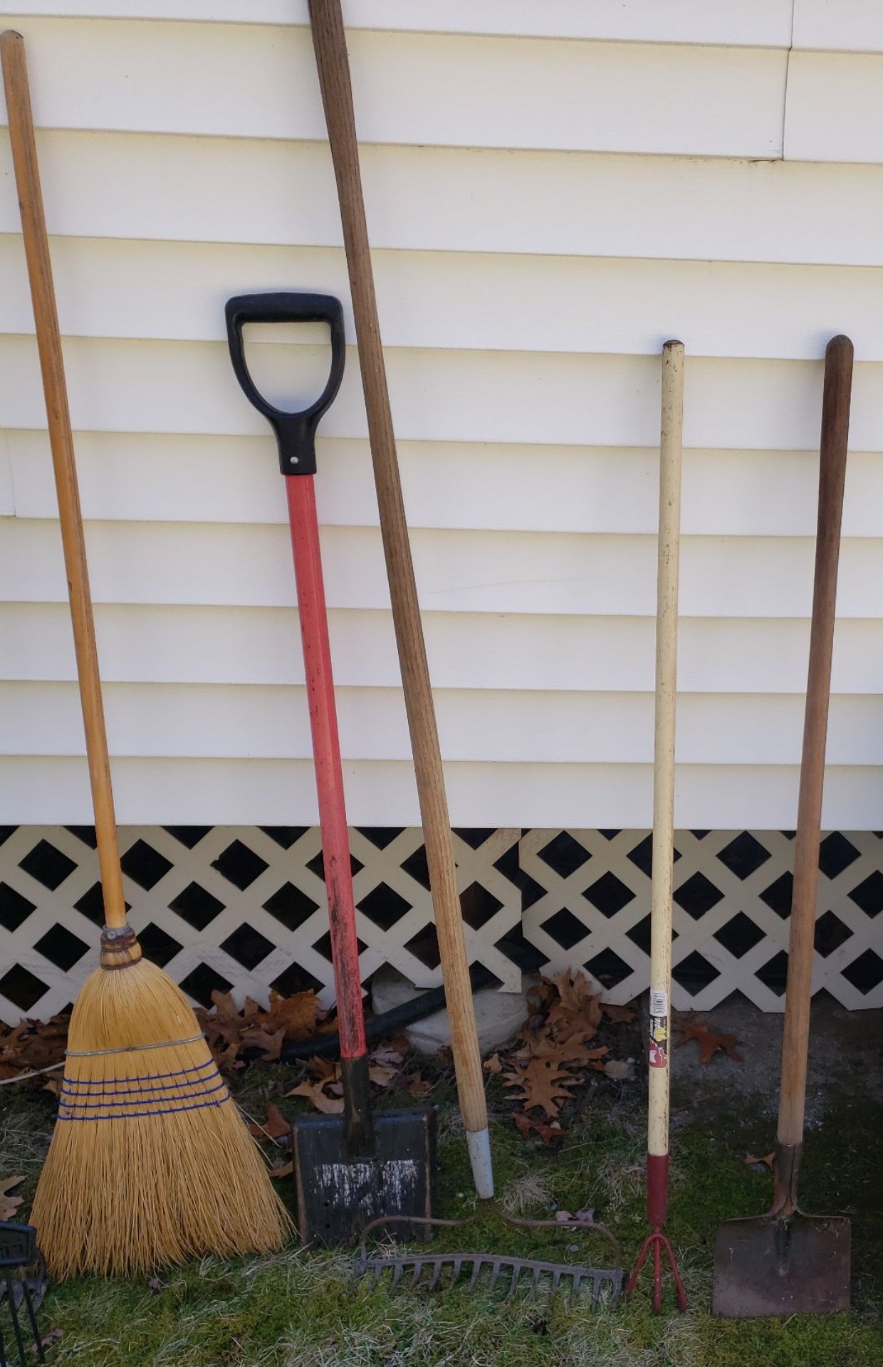 Assorted Yard Tools, Ladder, and Lawn Sprinklers - image 5 of 8