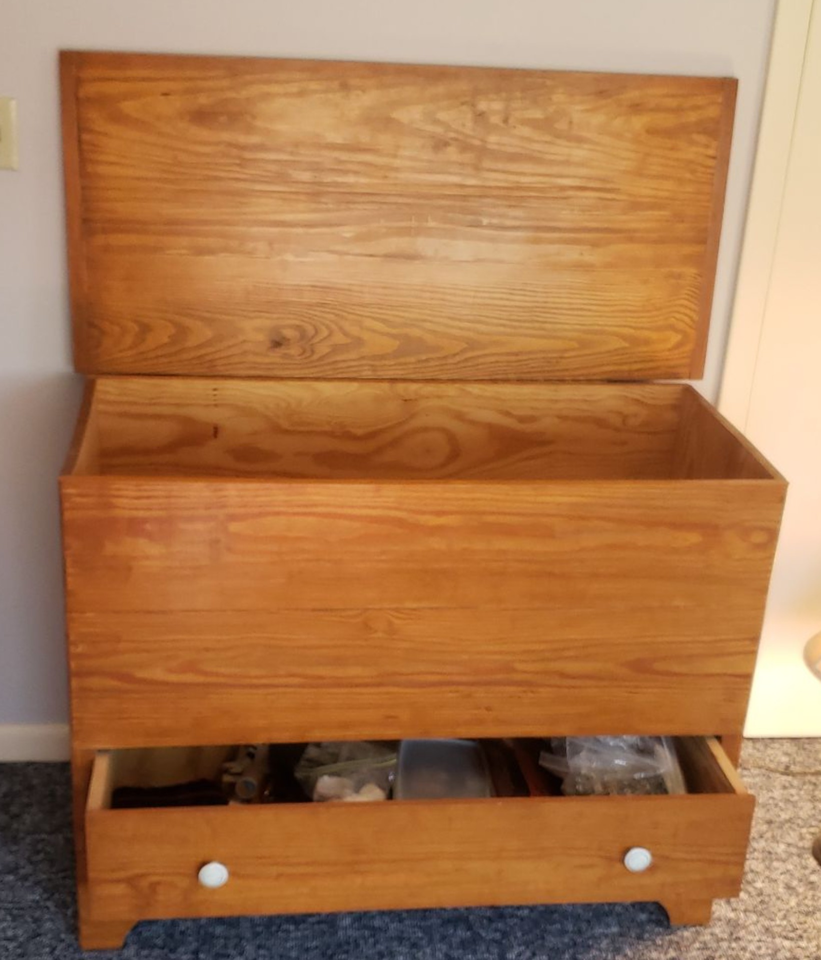 Wooden Storage Chest with Hinged Lid and Drawer, with decorative lamp. - image 3 of 3