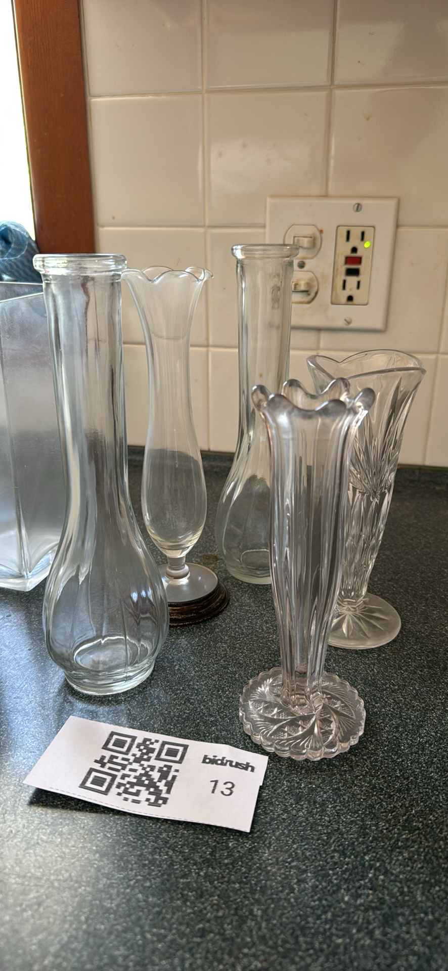 Assorted Clear Glass Vases - image 2 of 3