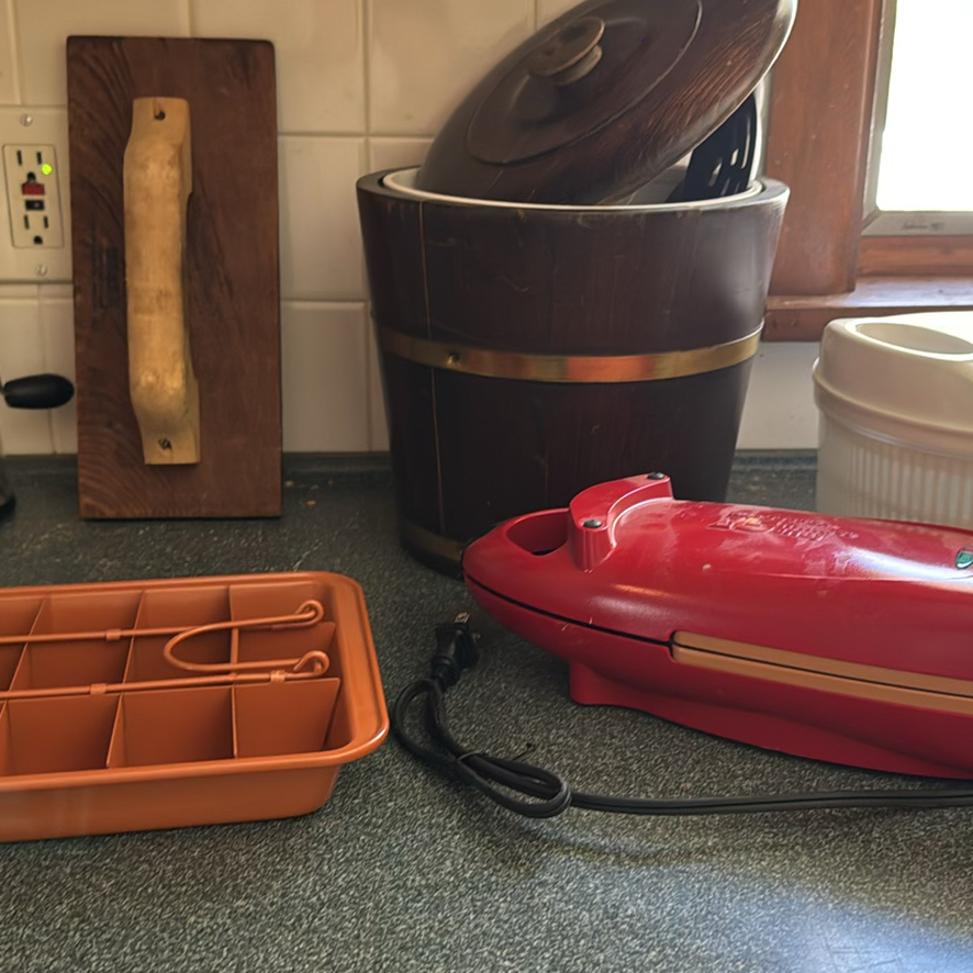 Red Copper 5 Minute Chef Cooker, Plastic Divided Tray, and Salad Spinner - image 8 of 8